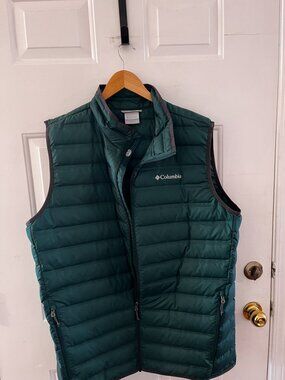 Columbia Men's Green Lake 22 650 Down Puffer Outdoor Vest Sz XLT